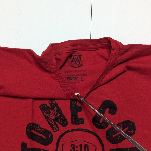Stone Cold Steve Austin red shirt. 3:16 WWE mens large. Used. Ripple Junction - Picture 3 of 7